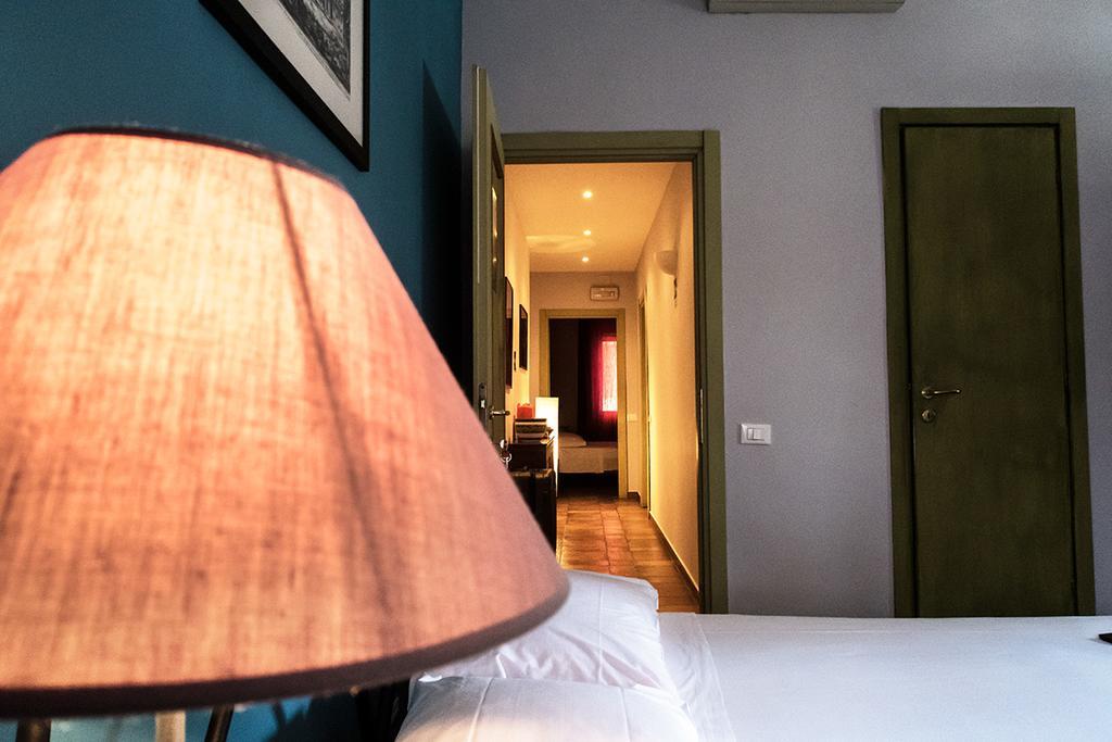 Bb Trastevere Station - Room3 Рим Экстерьер фото