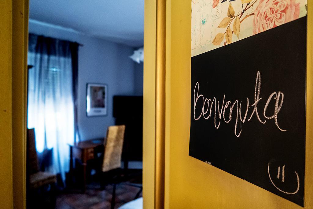Bb Trastevere Station - Room3 Рим Экстерьер фото