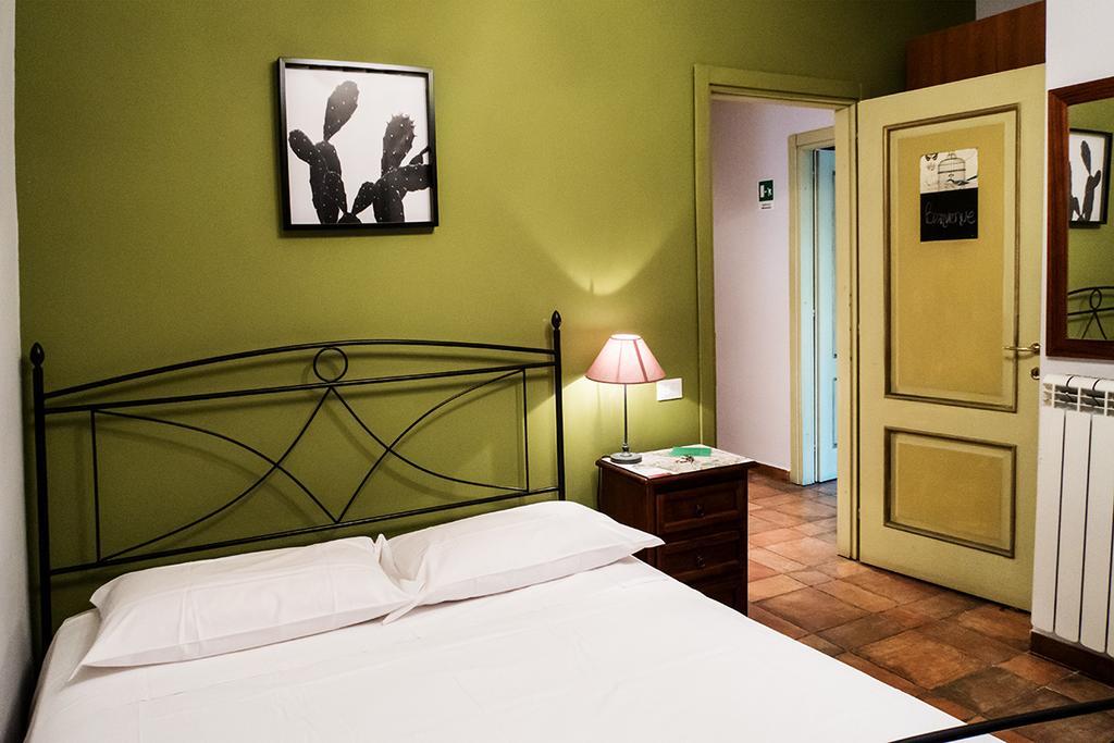 Bb Trastevere Station - Room3 Рим Экстерьер фото