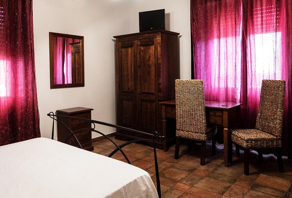 Bb Trastevere Station - Room3 Рим Экстерьер фото
